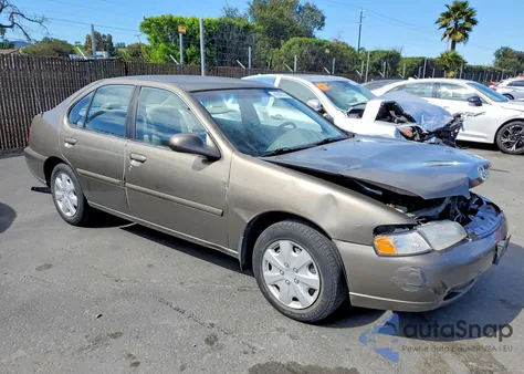 1998 Nissan Altima Xe z USA, uszkodzony, nr VIN 1N4DL01D8WC264719